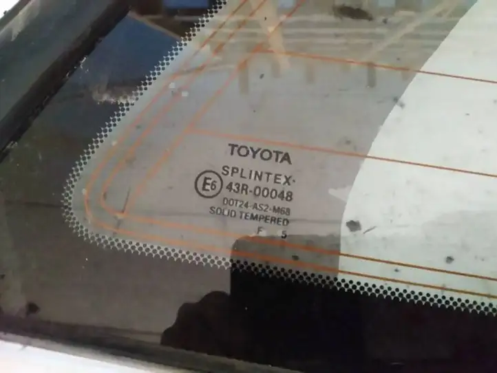 Toyota Avensis T250 (2003 - 2006) Заднее боковое стекло — фото 2