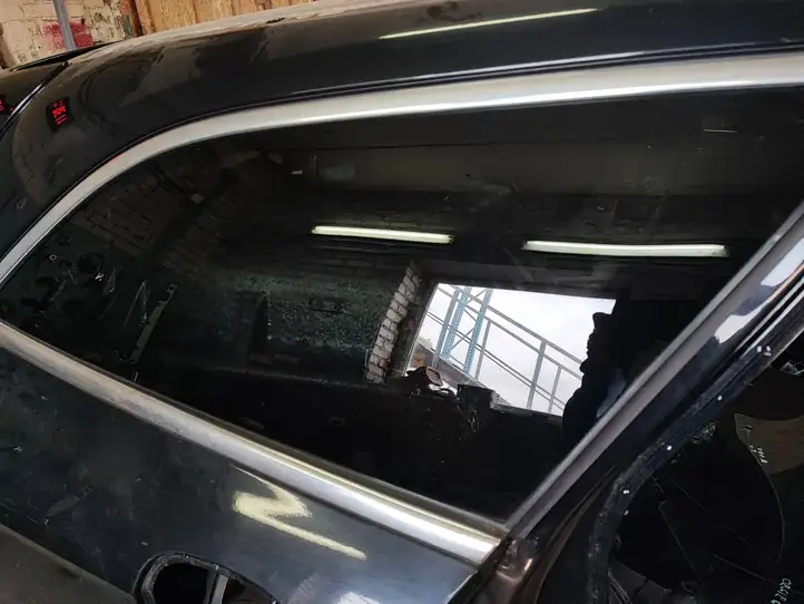 Ford Mondeo MK IV (2007 - 2014) 43R001595 Заднее боковое стекло — фото 2