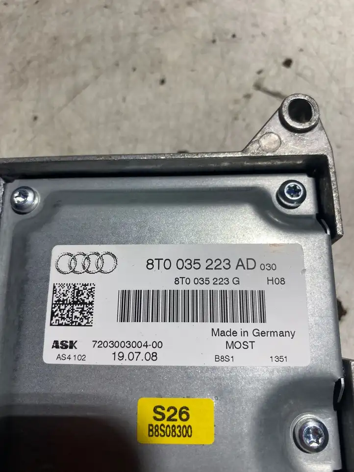 Audi A5 8T 8F (2007 - 2011) 8T0035223AD Усилитель звука — фото 4