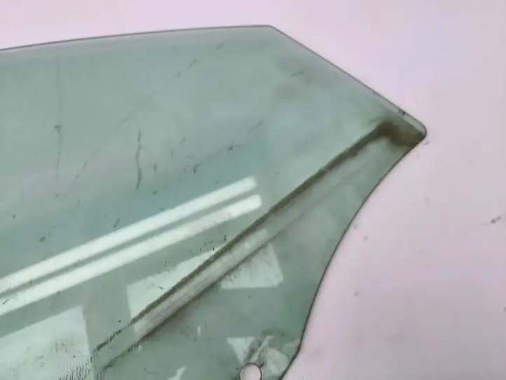 Audi Q3 F3 (2018 - ) Стекло передней двери — фото 6