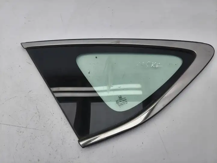 Honda CR-V (2012 - 2016) Заднее боковое стекло — фото 1