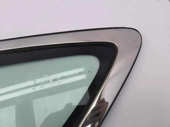 Honda CR-V (2012 - 2016) Заднее боковое стекло — фото 4
