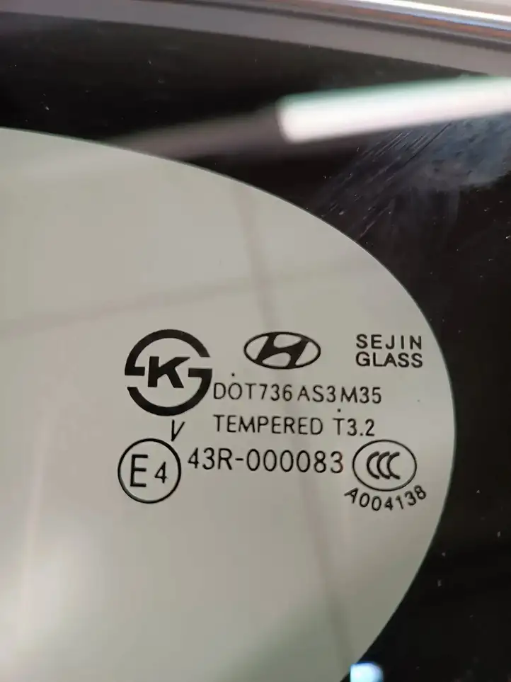 Hyundai Santa Fe (2012 - 2015) 43R000083 Заднее боковое стекло — фото 3