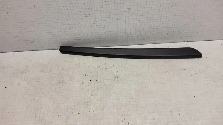 Toyota Verso (2009 - 2012) 756410F010 Облицовка заднего бокового стекла — фото 1