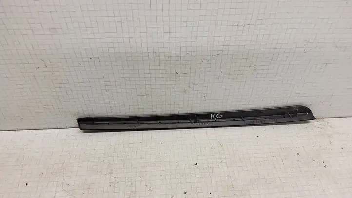 Toyota Verso (2009 - 2012) 756420F010 Облицовка заднего бокового стекла — фото 2