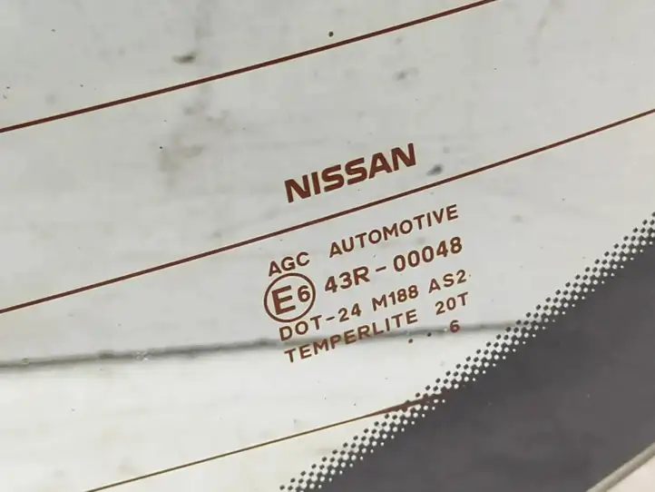 Nissan Qashqai (2013 - 2017) 43R00048 Заднее стекло — фото 2
