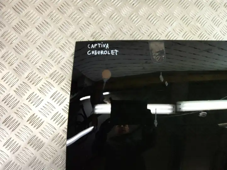 Chevrolet Captiva (2011 - 2013) 43R000387 Заднее стекло — фото 8