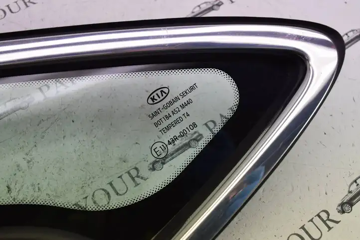 Kia Ceed (2015 - 2018) 86190A2100 Треугольное стекло кузова — фото 6
