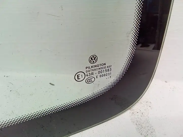Volkswagen Caddy (2010 - 2015) Заднее боковое стекло — фото 2