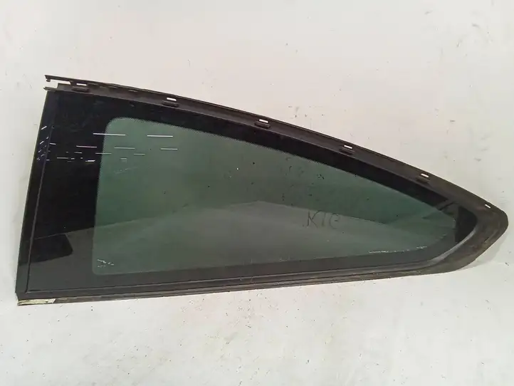 BMW 4 F32 F33 (2013 - 2017) 7292383 Заднее боковое стекло — фото 1