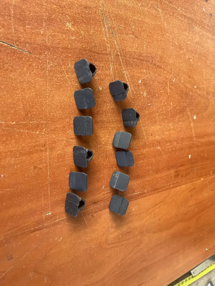 Skoda Roomster (5J) (2006 - 2010) 1H5863849A Прочие детали моторного отсека — фото 3