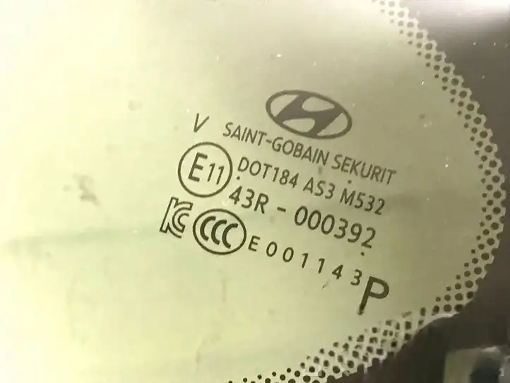 Hyundai Tucson TL (2015 - ) 87810D3000 Заднее боковое стекло — фото 2
