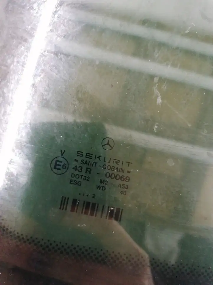 Mercedes-Benz Vaneo W414 (2001 - 2005) E643R00069 Боковое стекло в середине кузова — фото 4