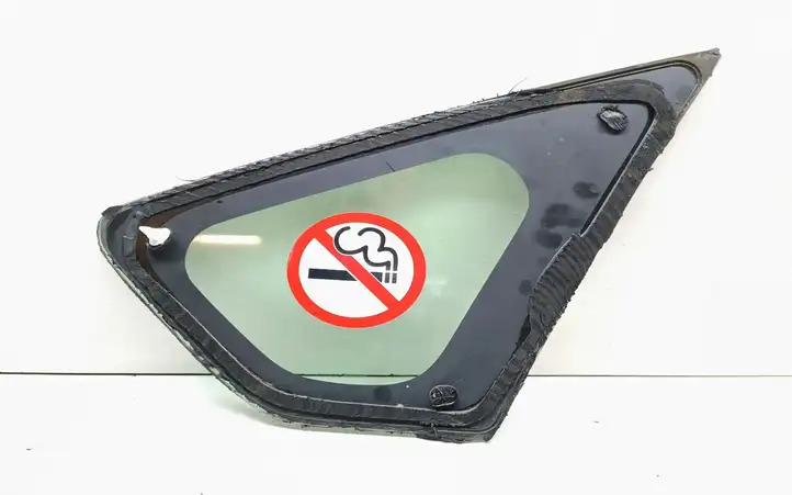 Toyota Prius (XW30) (2009 - 2015) E643R005834 Заднее боковое стекло — фото 3