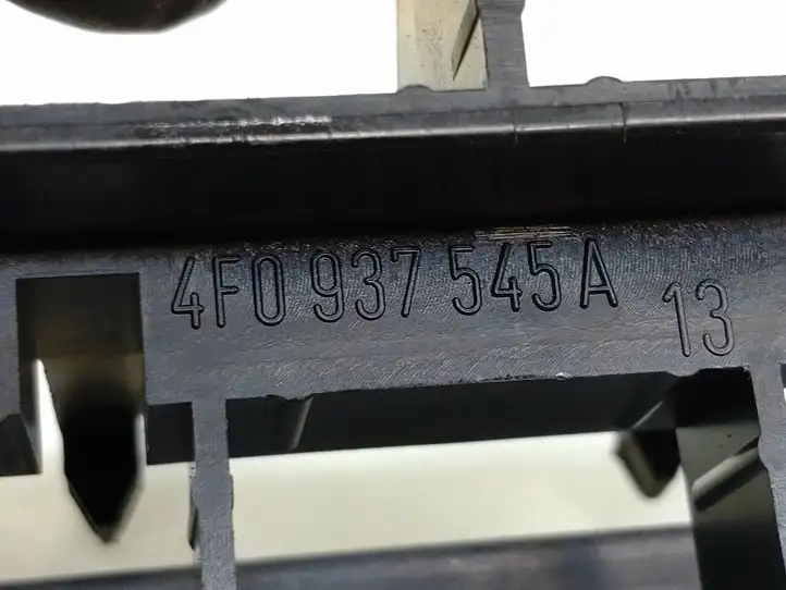Audi A6 Allroad C6 (2006 - 2008) 4F0937545A Прочие детали салона — фото 6