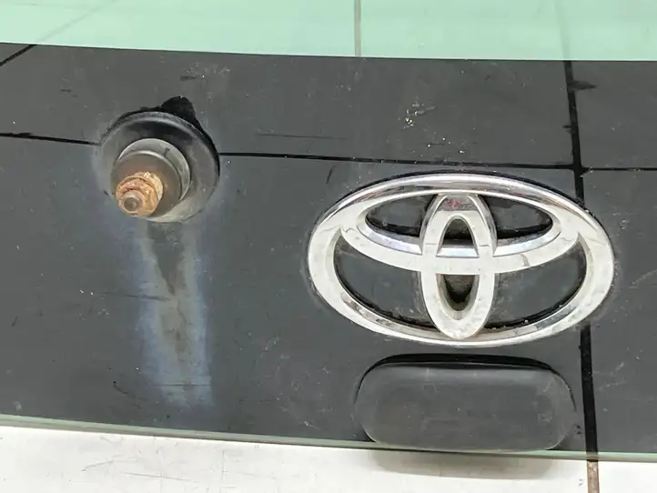 Toyota Aygo AB10 (2005 - 2008) 43R00050 Заднее стекло — фото 2