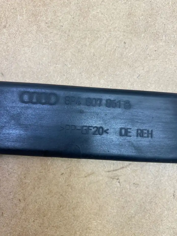 Audi A3/S3 8P (2004 - 2008)  8P4807861B Усилитель заднего бампера