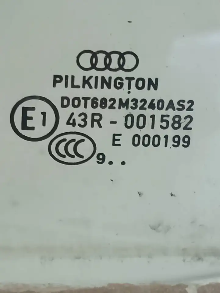 Audi A4 S4 B8 8K (2007 - 2011) 43R001582 Стекло задней двери — фото 2