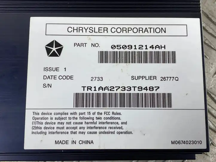 Jeep Grand Cherokee (2010 - 2021) 05091214AH Усилитель звука — фото 4