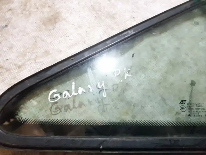 Ford Galaxy (2000 - 2006) Треугольное стекло кузова — фото 2
