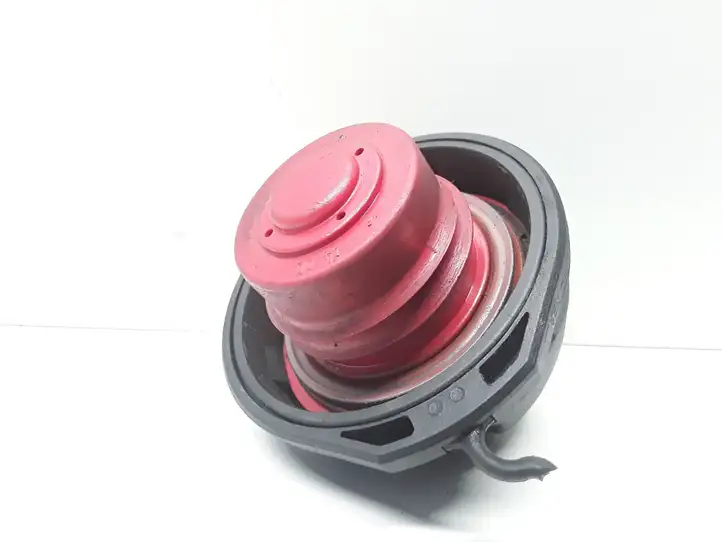 Volvo V70 (2000 - 2004) Крышка топливного бака — фото 2