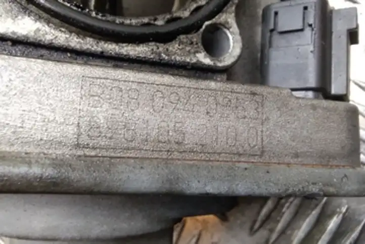 Opel Meriva A (2006 - 2010) 8981052100 Дроссельная заслонка — фото 3