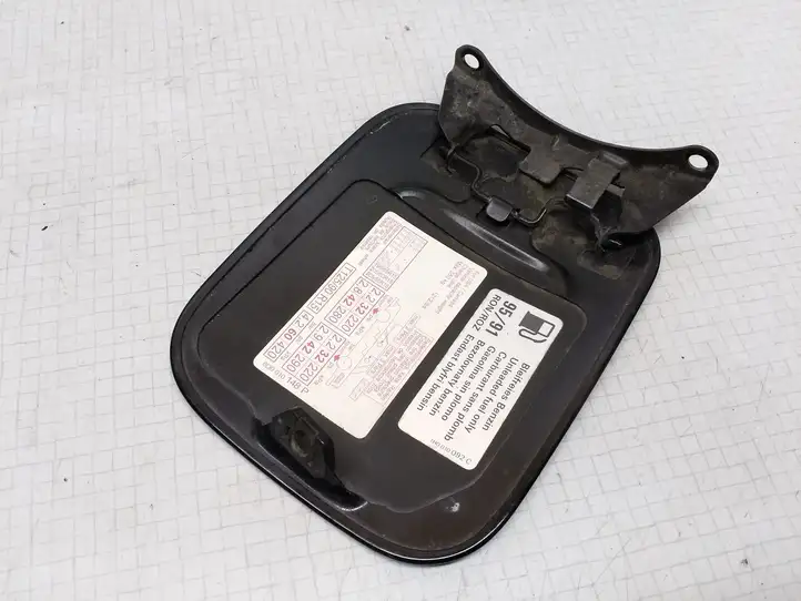 Audi A4 S4 B5 8D (1999 - 2001) 8D0010148P Крышка топливного бака — фото 2
