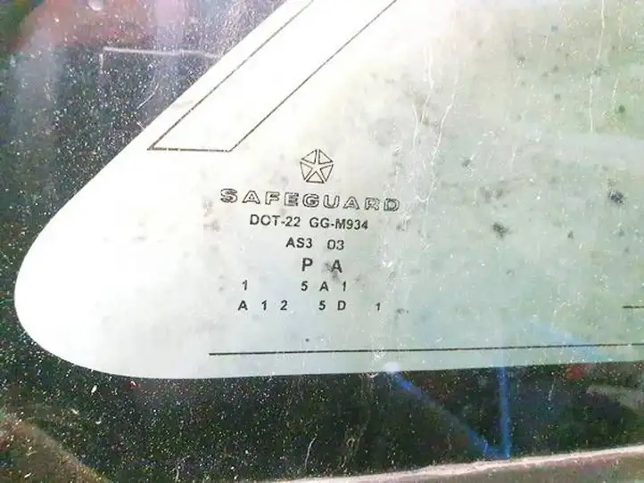 Chrysler Pacifica (2003 - 2008) Заднее боковое стекло — фото 3
