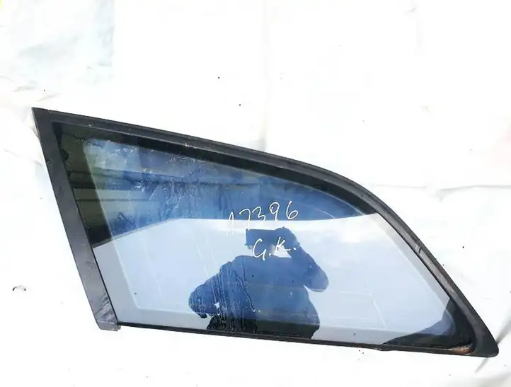 Audi A6 S6 C6 4F (2004 - 2008) Заднее боковое стекло — фото 1