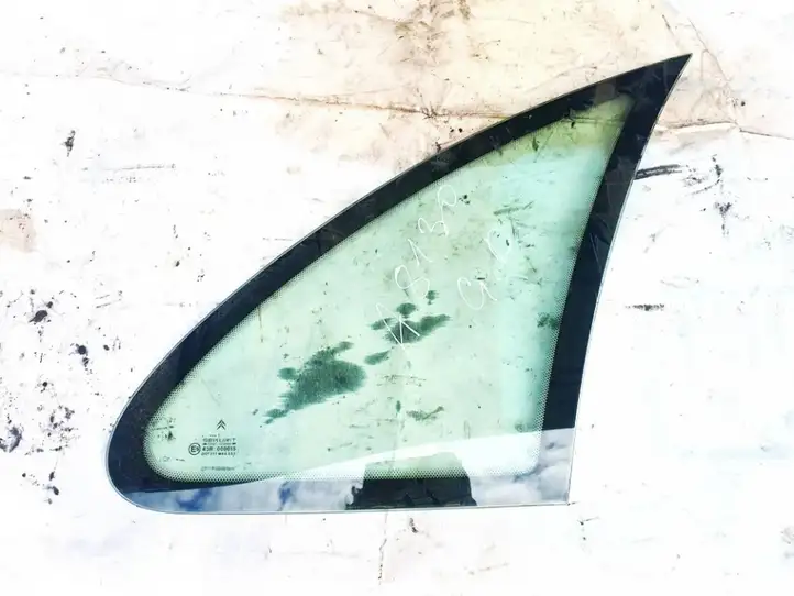 Citroen Xsara Picasso (1999 - 2012) Заднее боковое стекло — фото 1