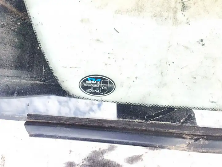 Subaru Legacy (1999 - 2003) Заднее боковое стекло — фото 2