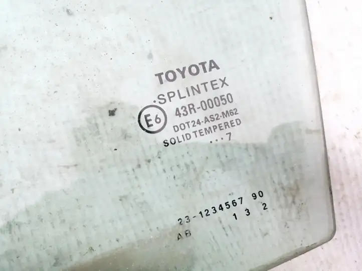 Toyota Avensis T250 (2006 - 2009) Стекло передней двери — фото 2