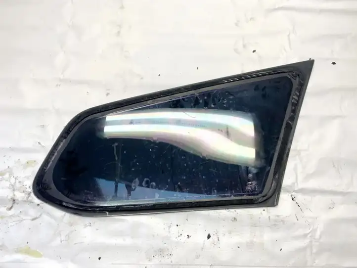 Ford Focus (2005 - 2008) DOT27AS2M23100 Заднее боковое стекло — фото 2