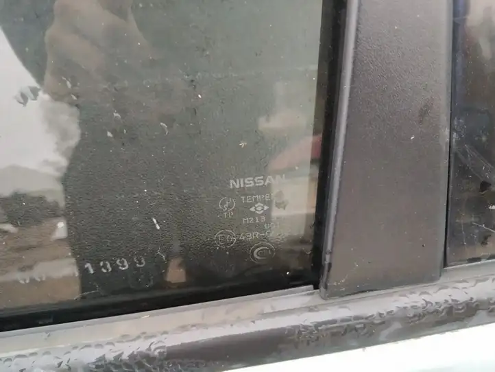 Nissan X-Trail T30 (2001 - 2007) Стекло задней двери — фото 3