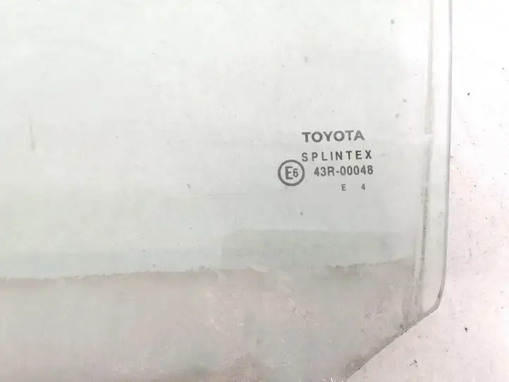 Toyota Yaris (2003 - 2005) Стекло задней двери — фото 2