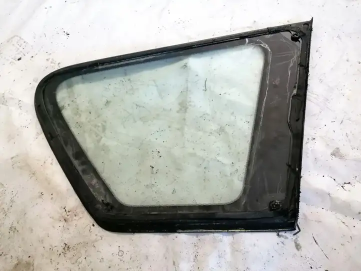 Toyota Avensis Verso (1995 - 2001) 43r0091134 Заднее боковое стекло — фото 2