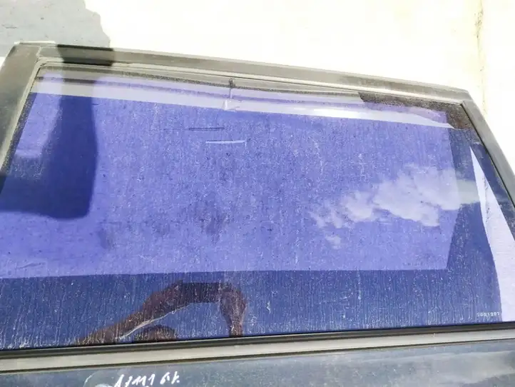 Toyota Avensis Verso (2001 - 2004) Стекло задней двери — фото 2