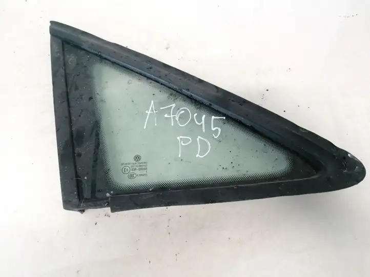 Volkswagen Touran I (2003 - 2010)  43r00048 Треугольное стекло в передней части кузова