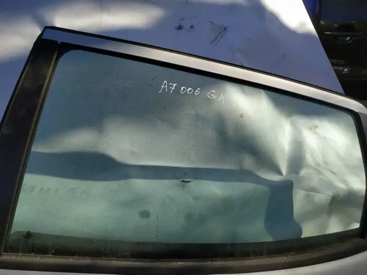 Mercedes-Benz A W168 (1997 - 2004) Стекло задней двери — фото 1