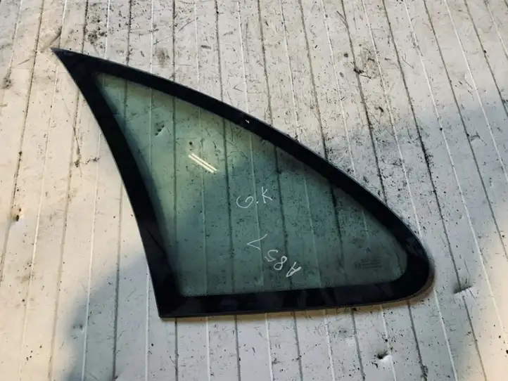 Citroen Xsara Picasso (1999 - 2012) Заднее боковое стекло — фото 1