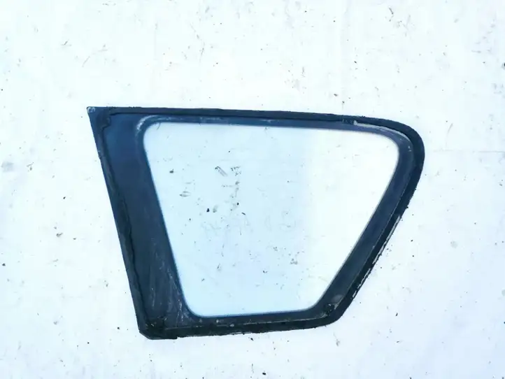 Toyota Avensis Verso (2001 - 2004) Заднее боковое стекло — фото 3