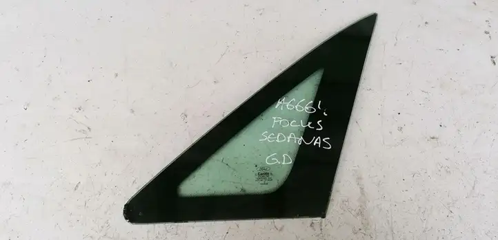 Ford Focus (1998 - 2004)   Заднее боковое стекло кузова