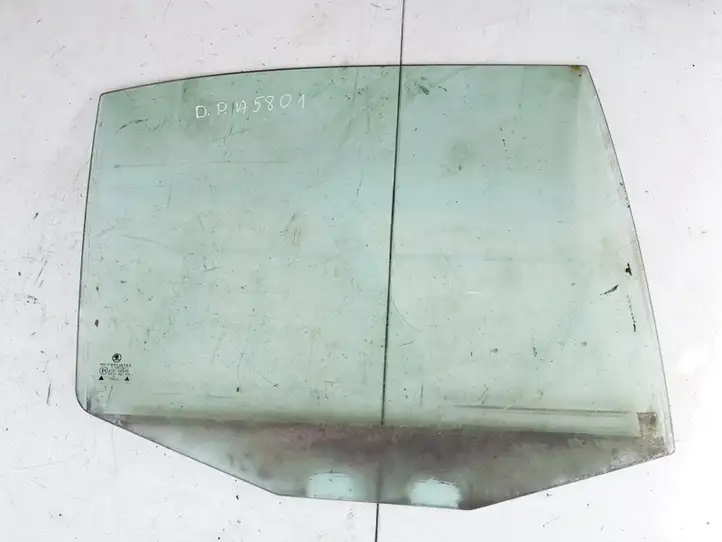 Skoda Octavia Mk1 (1U) (1996 - 2004)   Основное стекло задних дверей