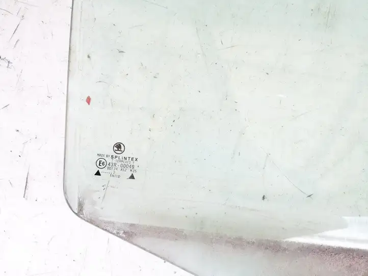 Skoda Octavia Mk1 (1U) (1996 - 2004)   Основное стекло задних дверей