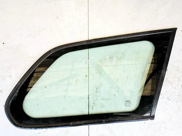 Nissan Primera (2000 - 2001) Заднее боковое стекло — фото 1