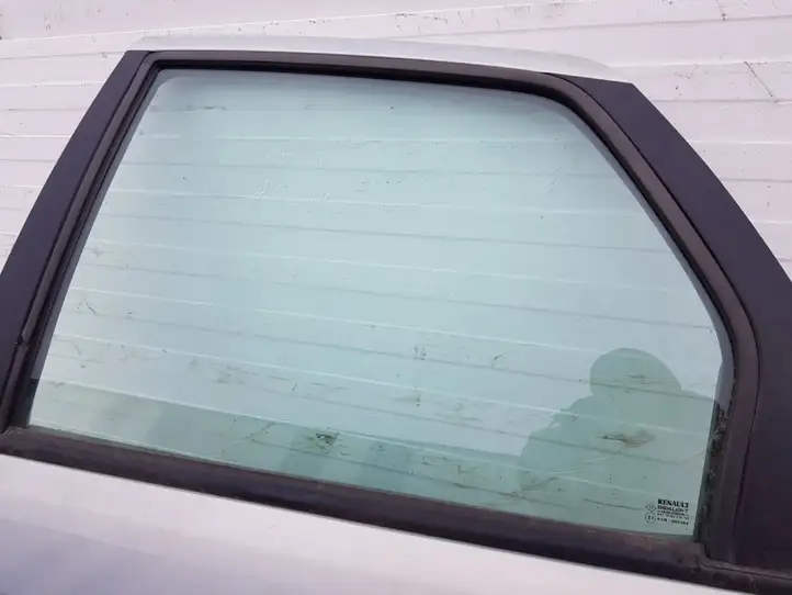 Renault Scenic I (1996 - 2003) Стекло задней двери — фото 3
