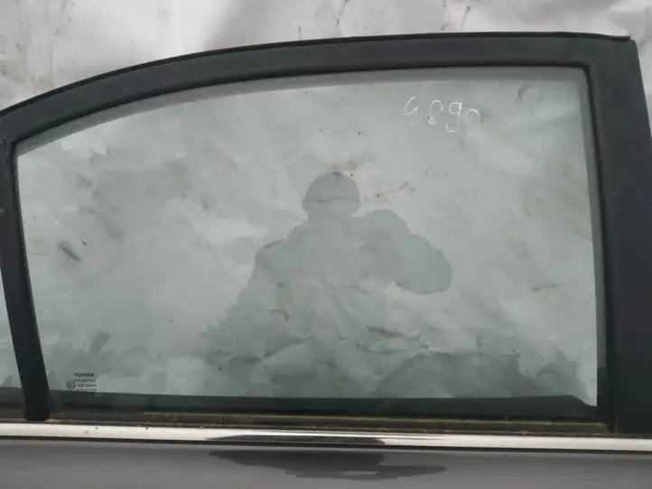 Toyota Avensis T250 (2006 - 2009) Стекло задней двери — фото 1