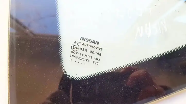 Nissan Qashqai (2006 - 2010) Заднее боковое стекло — фото 2