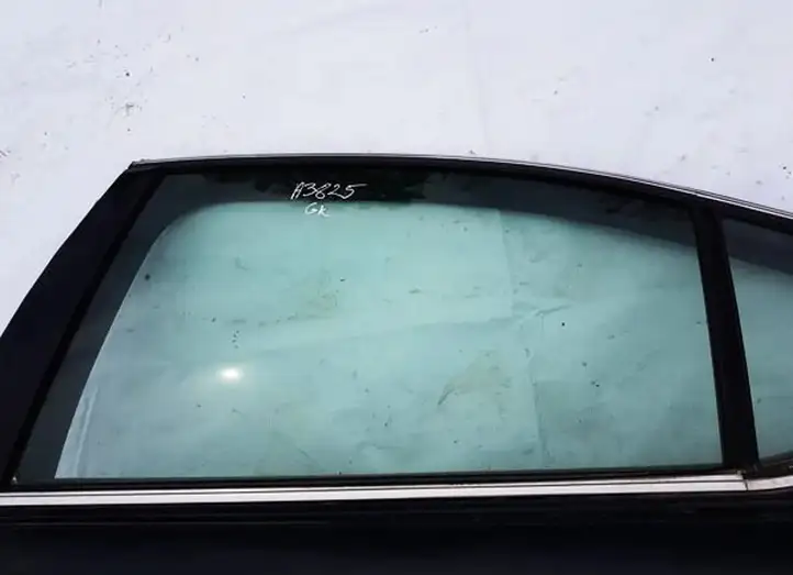 Lexus IS 220D-250-350 (2005 - 2010) Стекло задней двери — фото 1