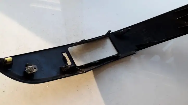 Toyota Corolla Verso AR10 (2004 - 2009) 5568064020 Прочие детали салона — фото 2